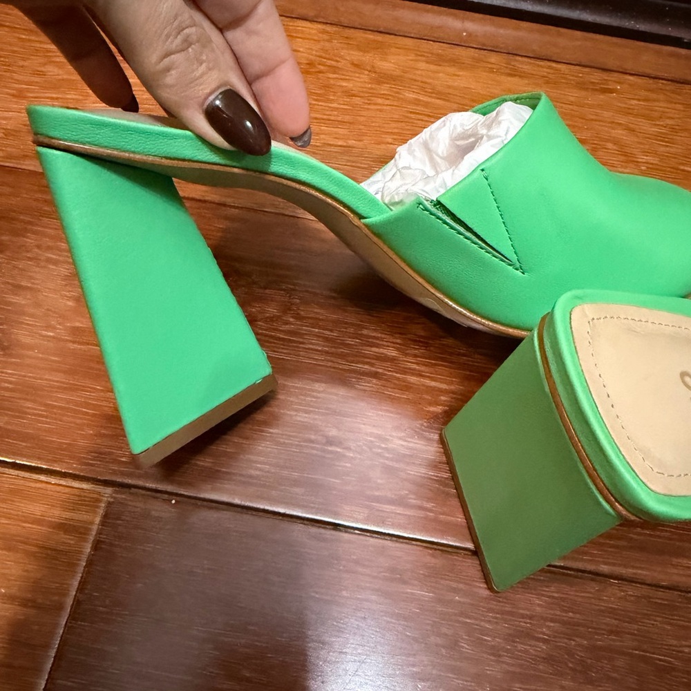 SCHUTZ Mint Green Block Heel Mules new in box - Picture 4 of 10